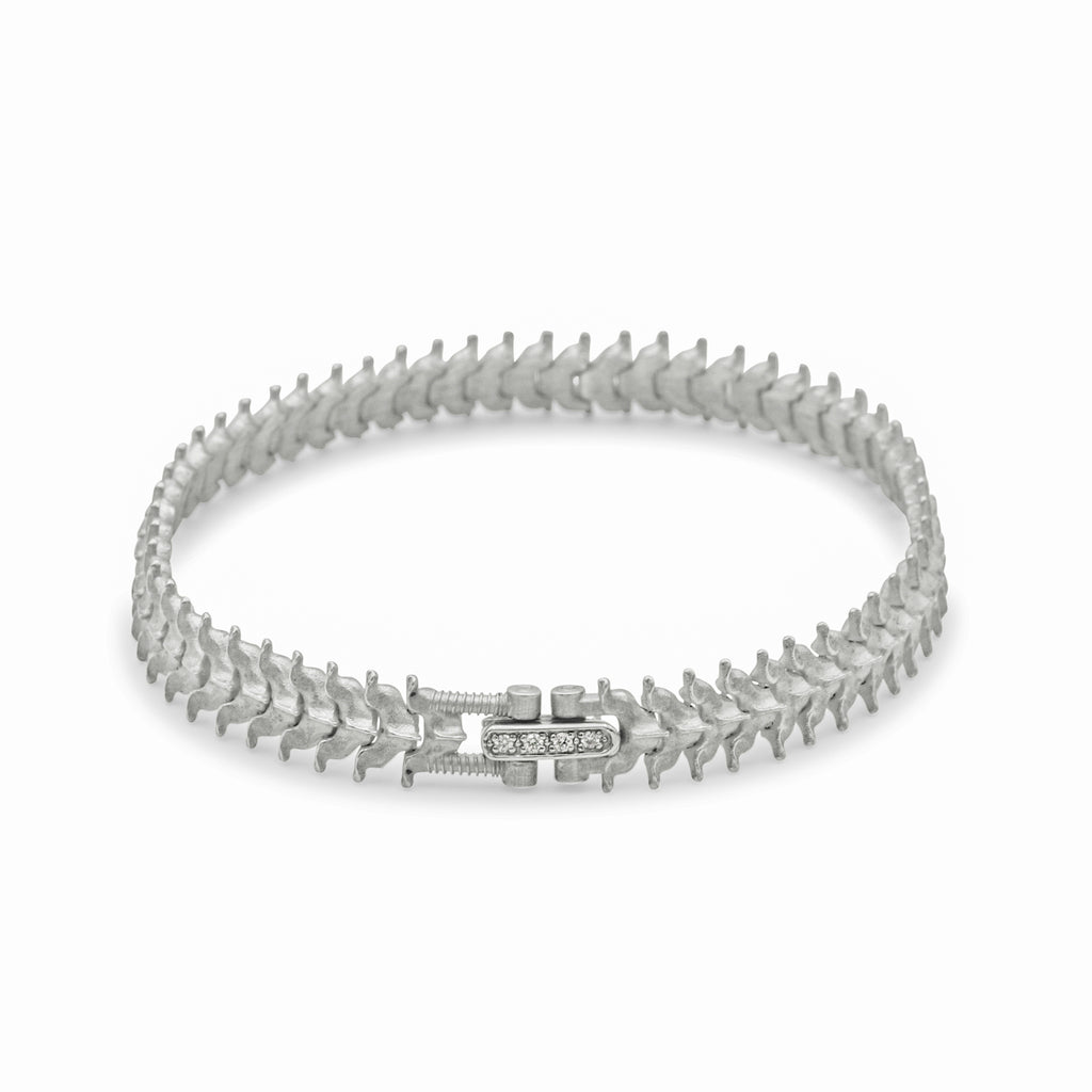 SPINALE Bracelet | Sterling Silver Vertebrae Bracelet | ABALLE
